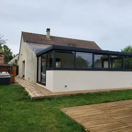 Maison Familiale De Plein Pied - Parking Gratuit