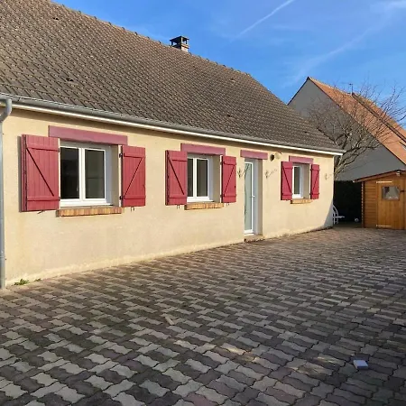 Holiday home Maison Familiale De Plein Pied - Parking Gratuit