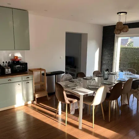 Maison Familiale De Plein Pied - Parking Gratuit Holiday home