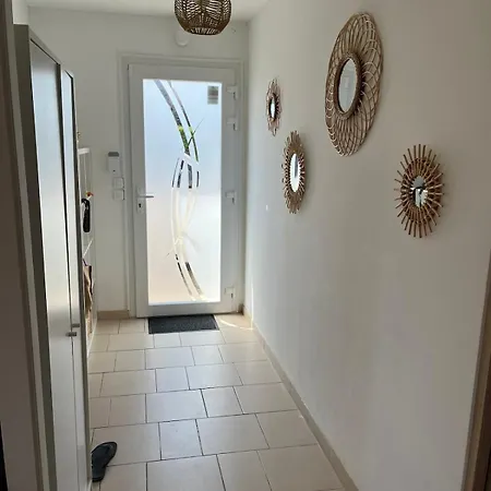 Holiday home Maison Familiale De Plein Pied - Parking Gratuit