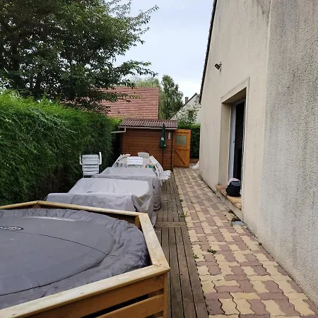 Maison Familiale De Plein Pied - Parking Gratuit *