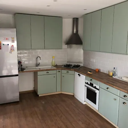 Maison Familiale De Plein Pied - Parking Gratuit *