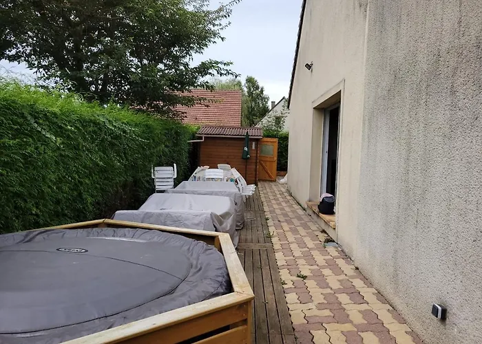 Maison Familiale De Plein Pied - Parking Gratuit *