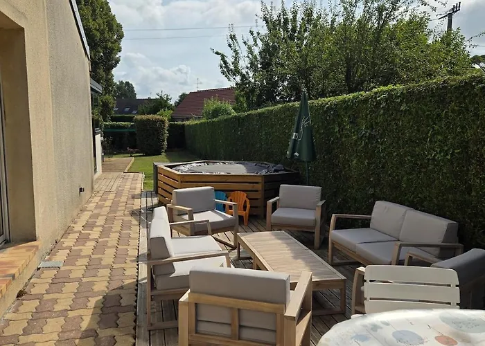 Maison Familiale De Plein Pied - Parking Gratuit