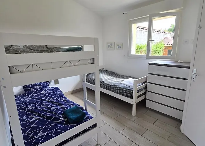 Maison Familiale De Plein Pied - Parking Gratuit