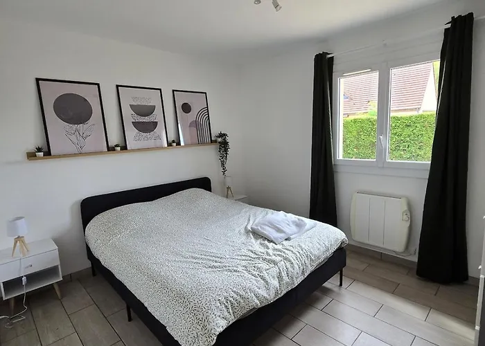 Maison Familiale De Plein Pied - Parking Gratuit